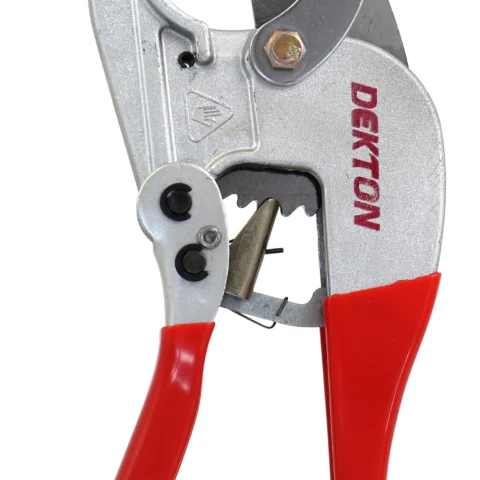 Dekton Vinyl Pipe Cutter